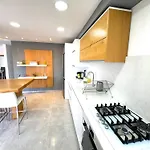 A Quiet And Cozy Apartment In Eilat